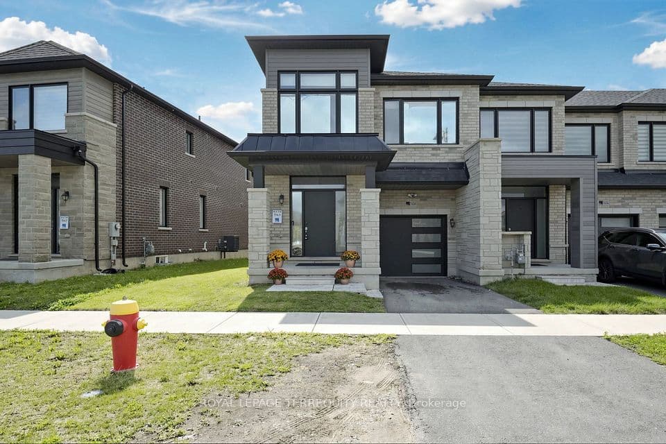 1456 Rose Way, Milton, ON L9E 1V7 – main photo