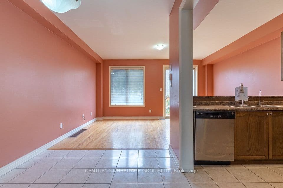 11 Pendulum Circle, Brampton, ON L6R 3N5 – photo 3