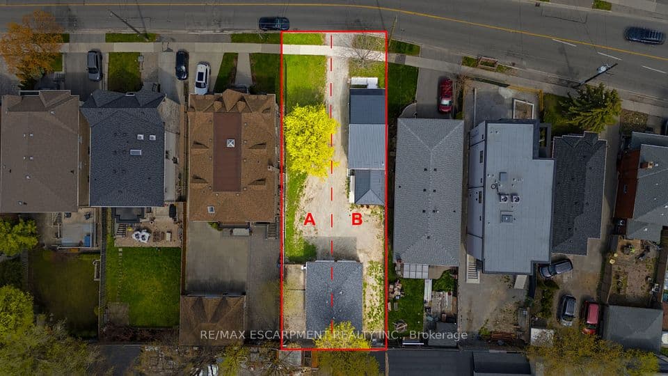 1049 Glencairn Avenue, Toronto, ON M6B 2B1 – main photo