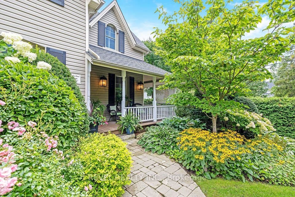 22 MARY Street, Milton, ON L9T 1L5 – photo 2