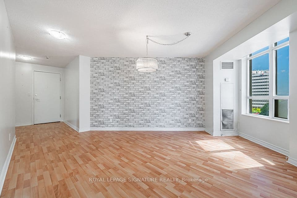 3888 Duke Of York Boulevard 525, Mississauga, ON L5B 4P5 – photo 3