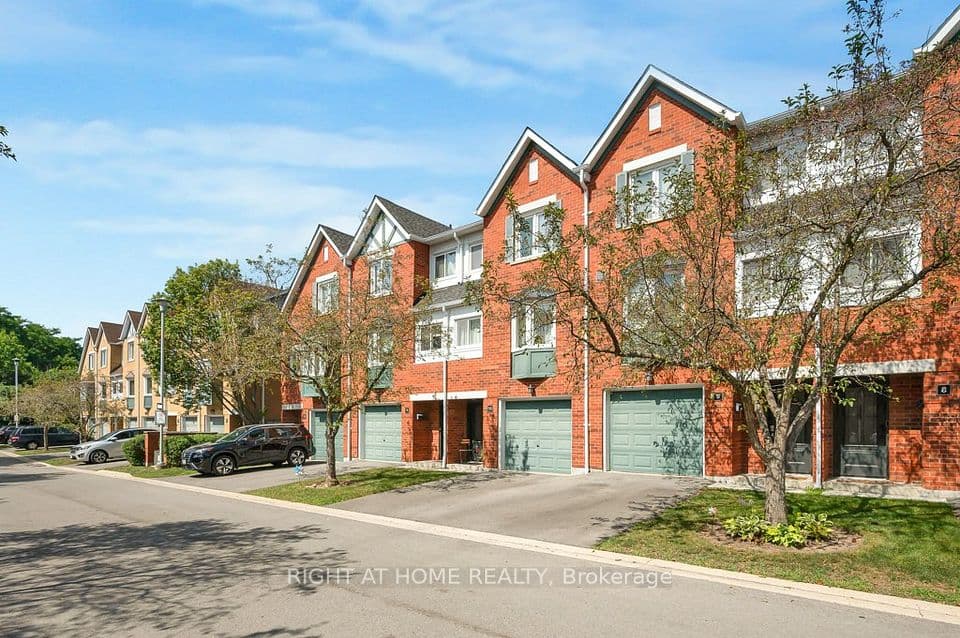 2300 Brays Lane 9, Oakville, ON L6M 3J9 – photo 3