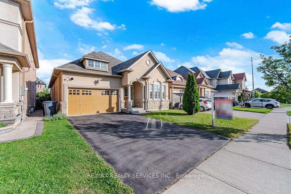 40 Balin Crescent, Brampton, ON L6X 0V5 – photo 2