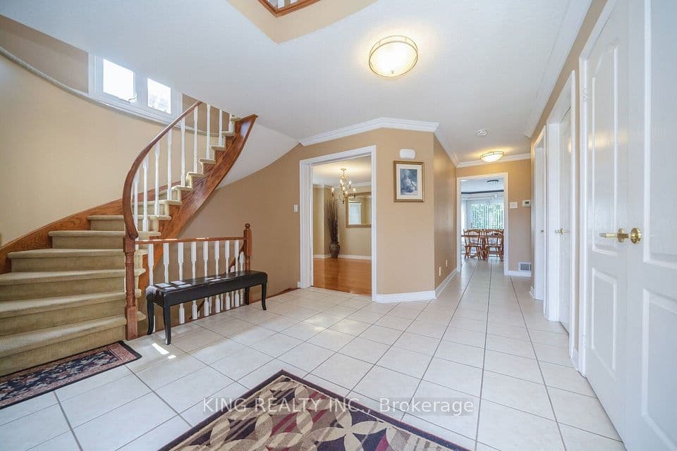 52 Leeward Drive, Brampton, ON L6S 5V8 – photo 3