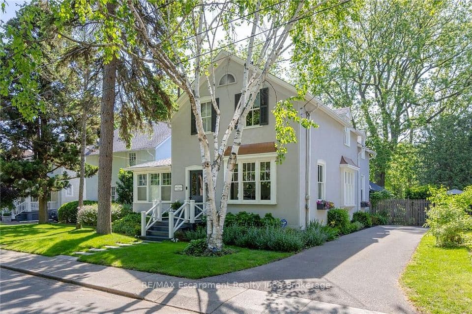 332 Palmer Avenue, Oakville, ON L6J 1T3 – main photo