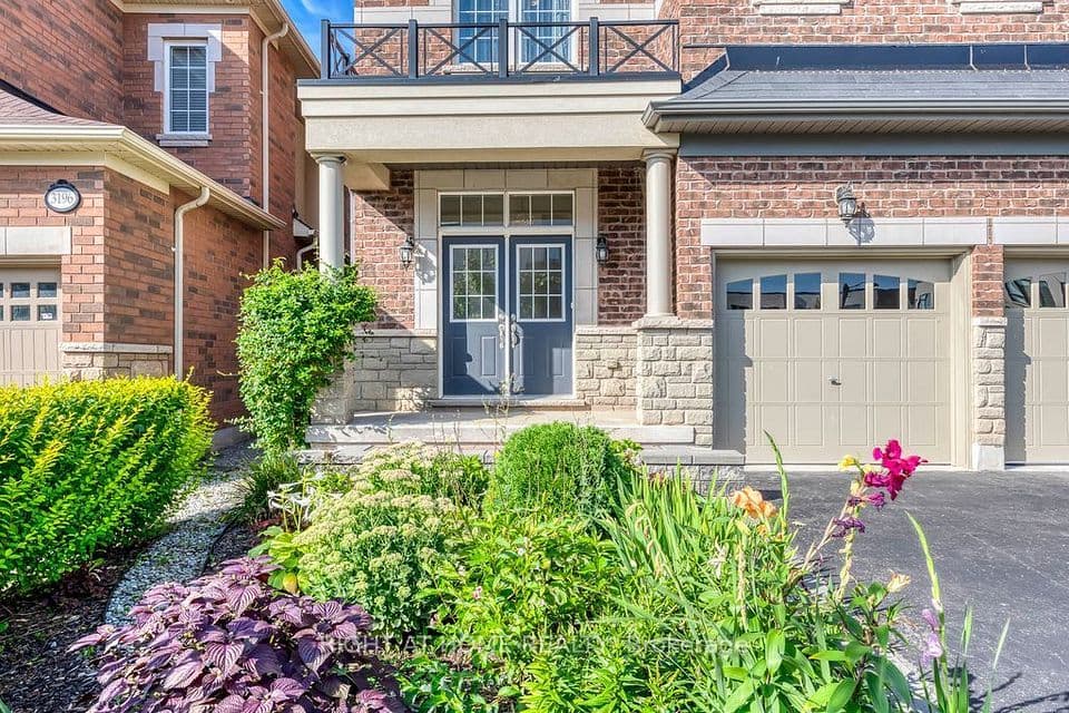 3200 Ernest Appelbe Boulevard, Oakville, ON L6H 0N7 – photo 2