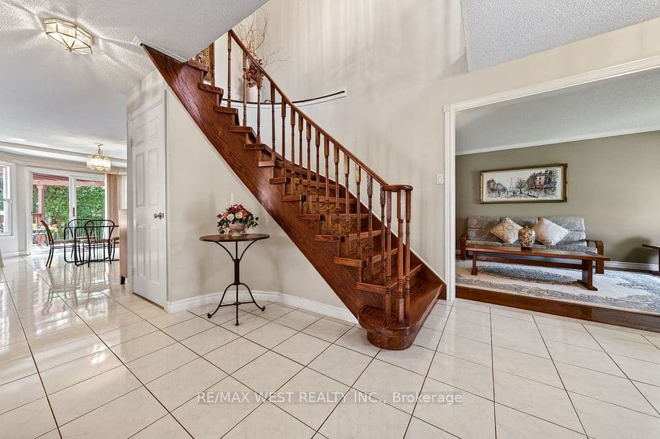 88 Palomino Drive, Mississauga, ON L4Z 3H8 – photo 3