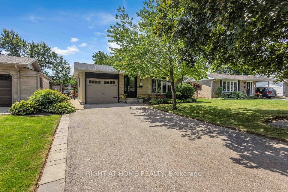 1432 Dewbourne Crescent, Burlington, ON L7M 1E7 – photo 3