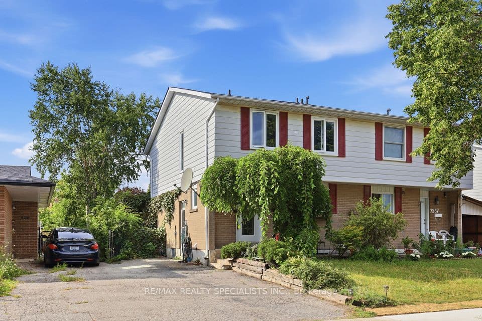 7259 Sills Road, Mississauga, ON L4T 2K2 – main photo