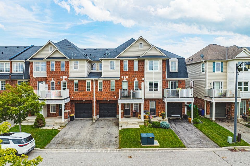 641 Speyer Circle, Milton, ON L9T 0Y5 – photo 2