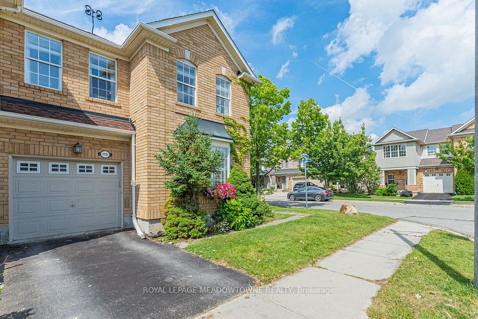 1116 Barclay Circle, Milton, ON L9T 5W4 – main photo