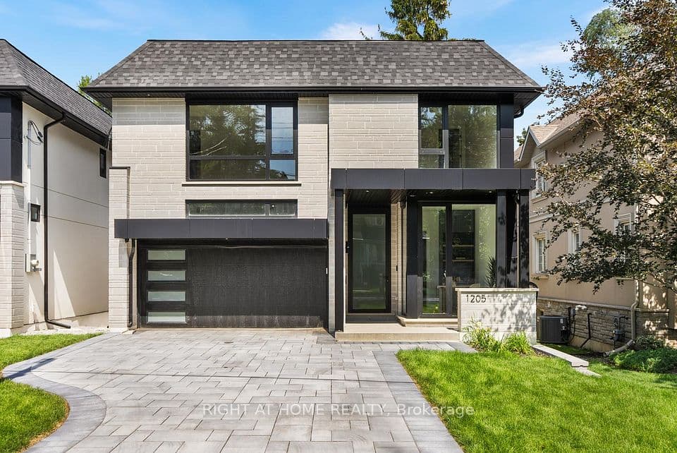 1205 Canterbury Road, Mississauga, ON L5G 4A4 – main photo