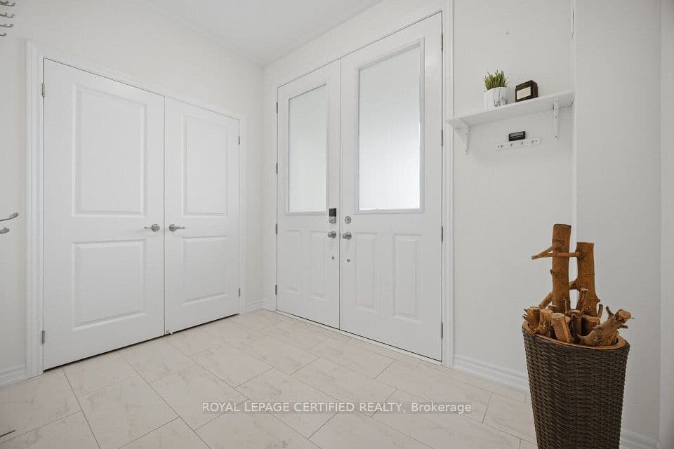 29 Lippa Drive, Caledon, ON L7C 4M3 – photo 2