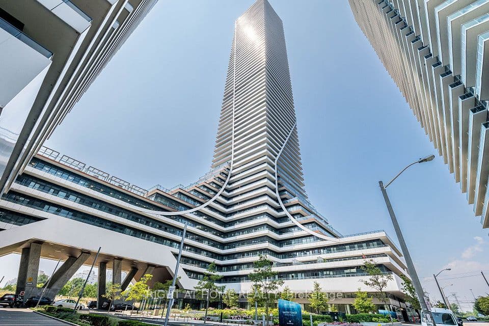 30 Shore Breeze Drive 431, Toronto, ON M8V 0J1 – main photo