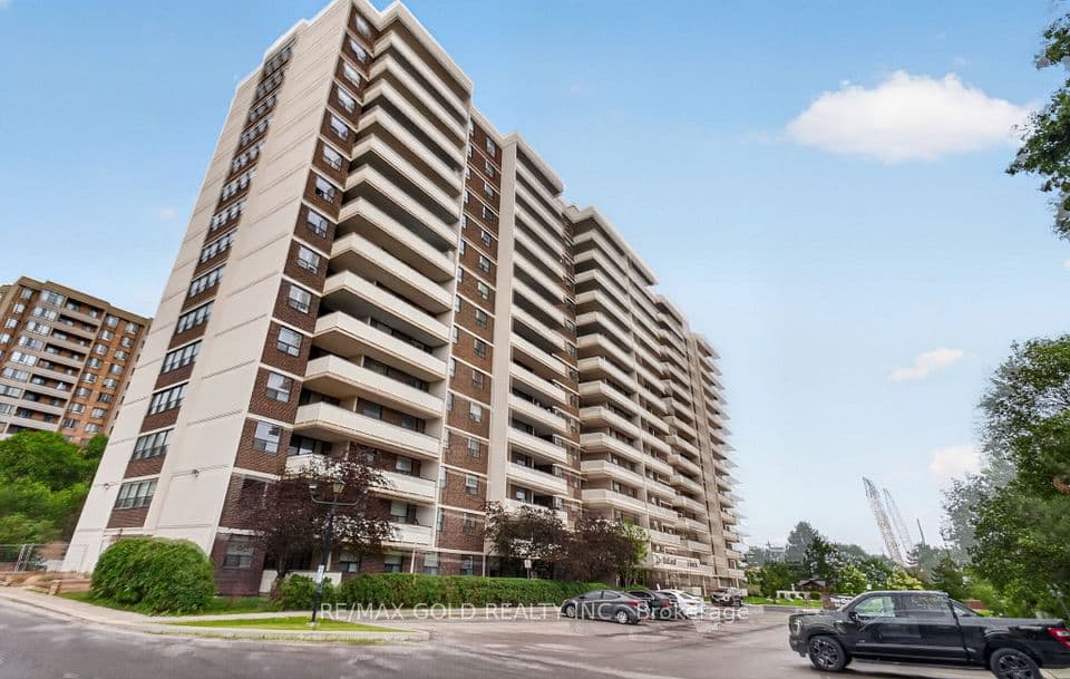 3 Lisa Street 1109, Brampton, ON L6T 4A2 – main photo