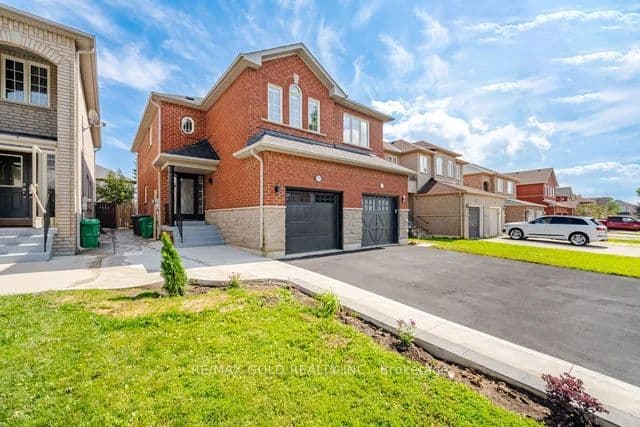 7334 Lowville Heights, Mississauga, ON L5N 8L4 – photo 3