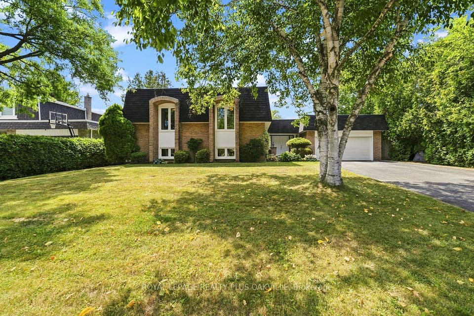 244 Willowridge Court, Oakville, ON L6L 5J2 – main photo