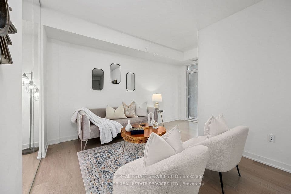 859 The Queensway 608, Toronto, ON M8Z 1N8 – photo 2