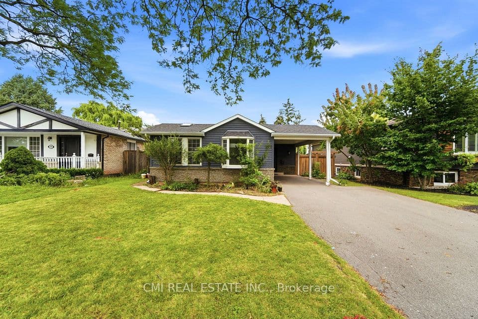 677 Lomond Crescent, Burlington, ON L7L 2N8 – photo 2