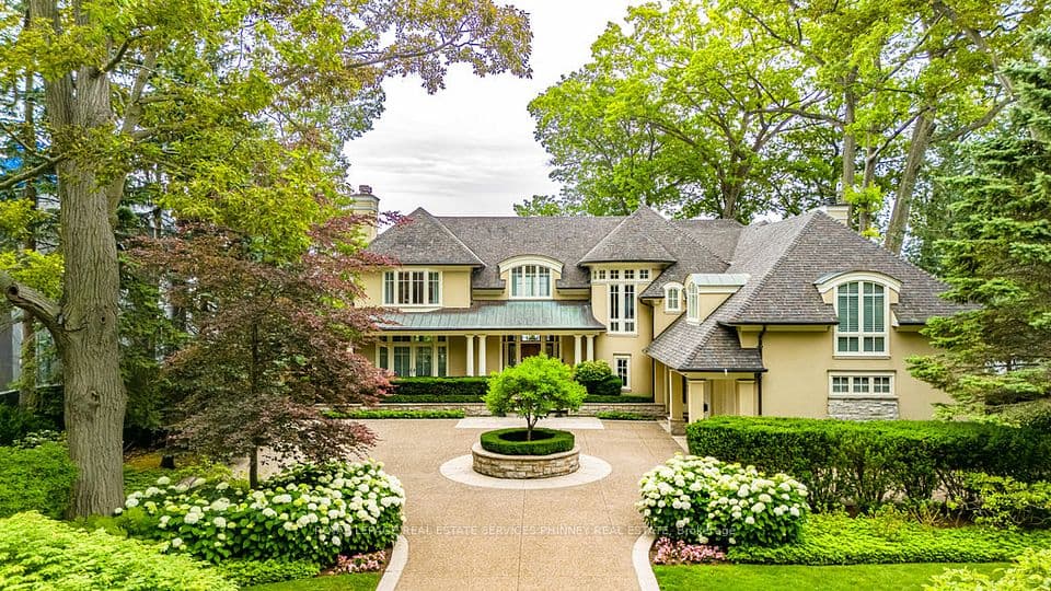 6 Ennisclare Drive W, Oakville, ON L6J 4N2 – photo 2