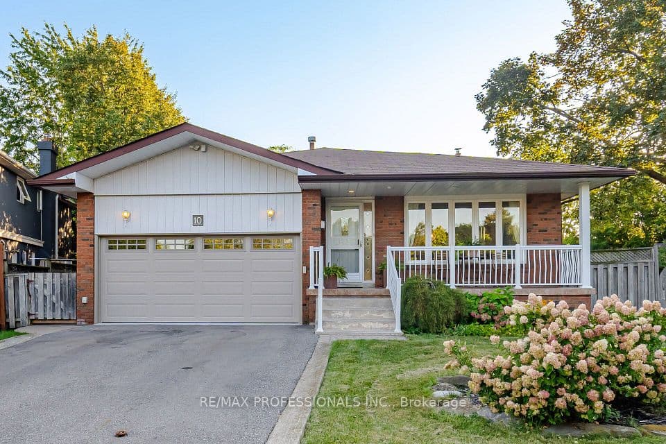 10 Hopedale Court, Mississauga, ON L5M 2E9 – photo 2