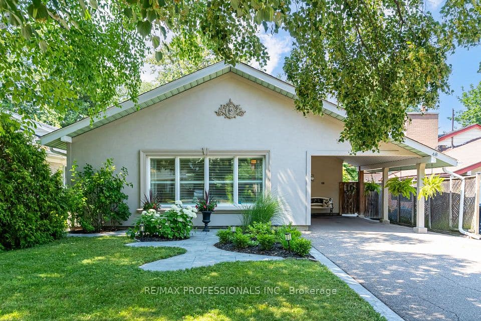 48 Genthorn Avenue, Toronto, ON M9W 2S9 – main photo