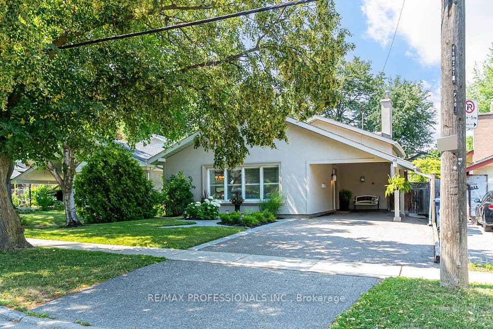 48 Genthorn Avenue, Toronto, ON M9W 2S9 – photo 3