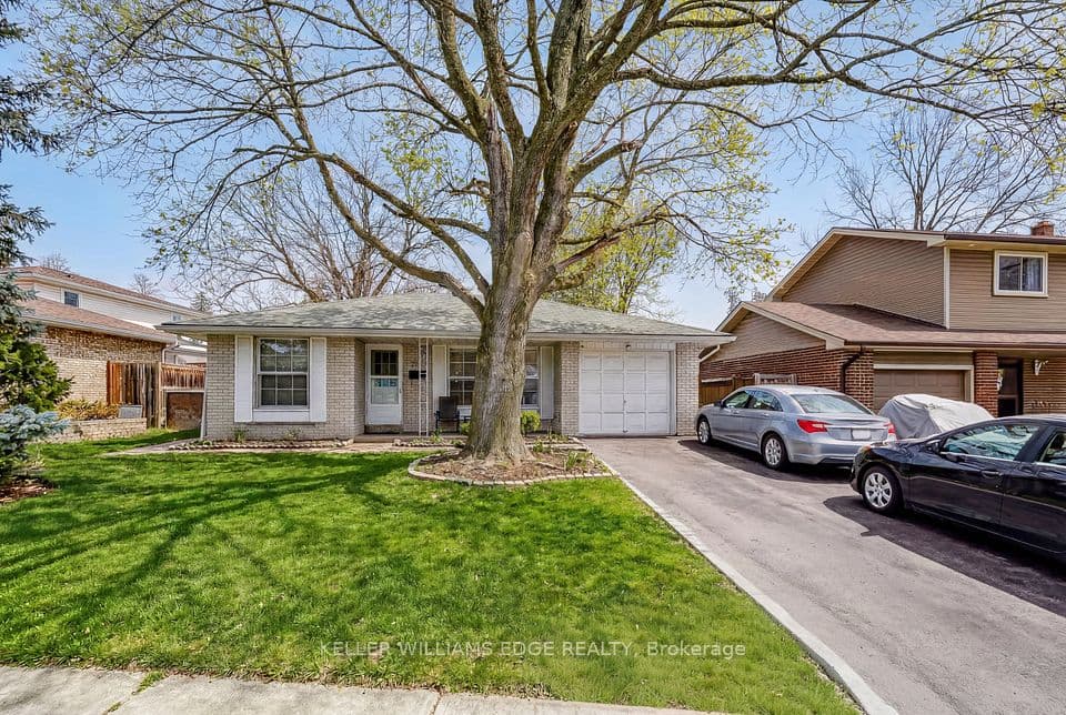 2145 Sandringham Drive, Burlington, ON L7P 1T8 – main photo