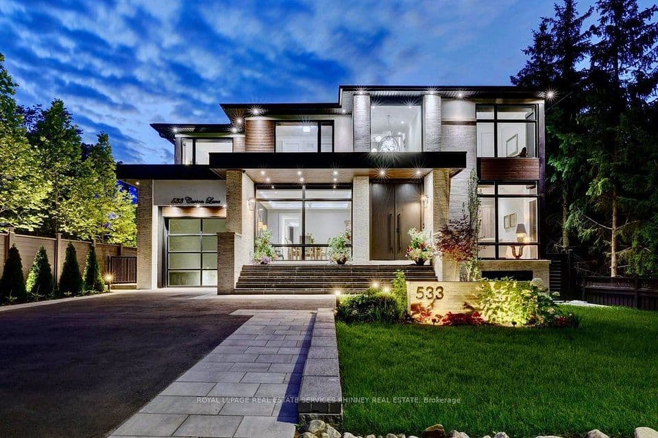 533 Carson Lane, Oakville, ON L6J 6M3 – main photo