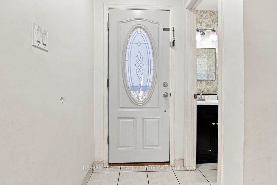 44 Franklin Court 49, Brampton, ON L6T 3Z1 – photo 3
