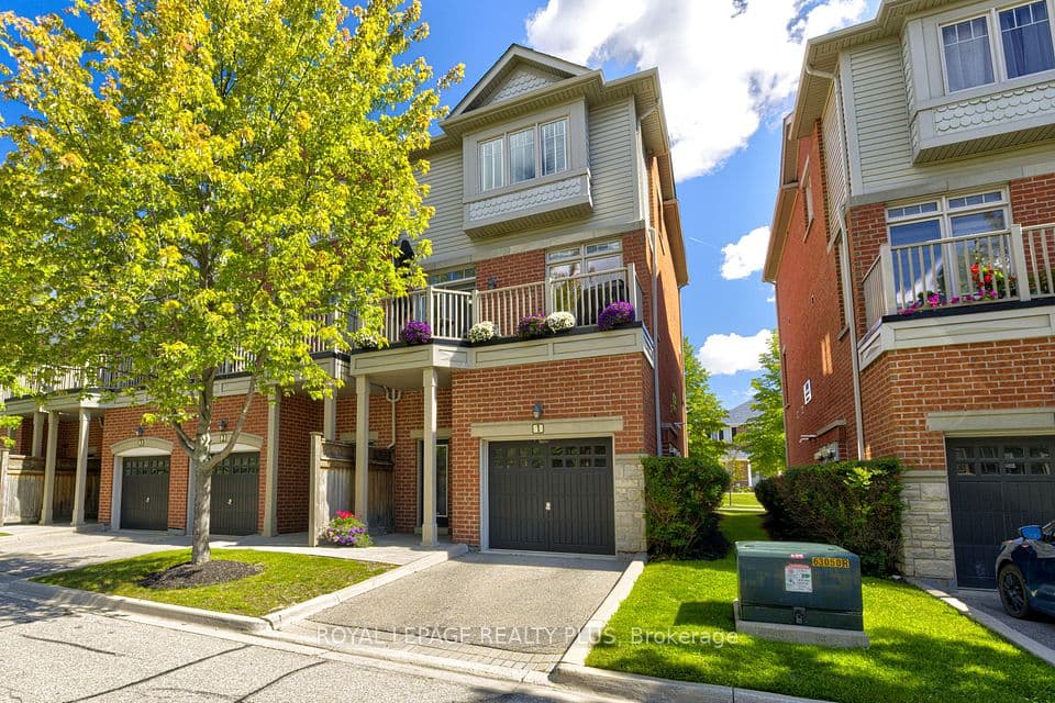 5750 Tosca Drive 1, Mississauga, ON L5M 0P7 – main photo