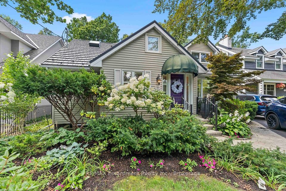 380 Watson Avenue, Oakville, ON L6J 3V8 – main photo