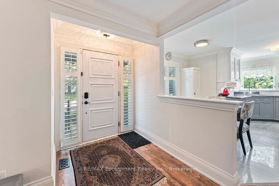 380 Watson Avenue, Oakville, ON L6J 3V8 – photo 3