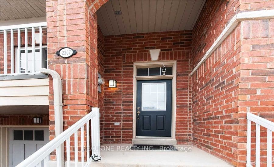 2307 Saddlecreek Crescent, Oakville, ON L6M 5J6 – photo 2