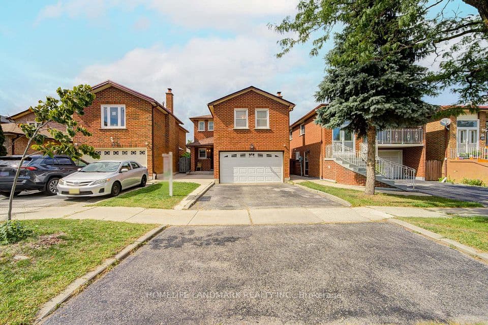 20 Barolo Road, Toronto, ON M9V 5B1 – photo 3