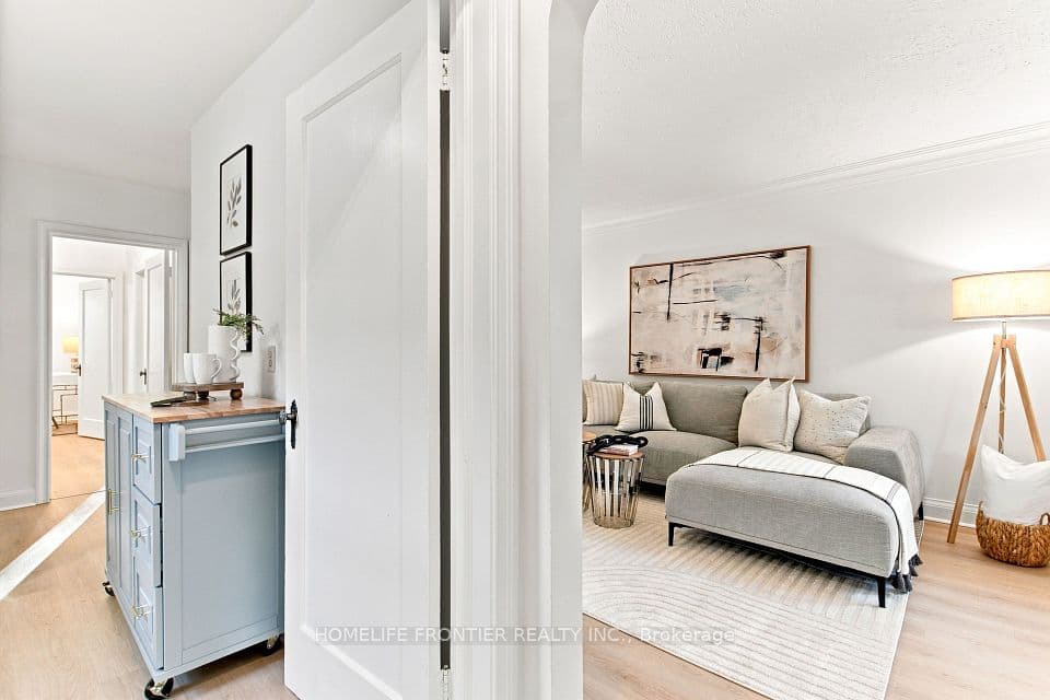 132 Wesley Street, Toronto, ON M8Y 2X1 – photo 3