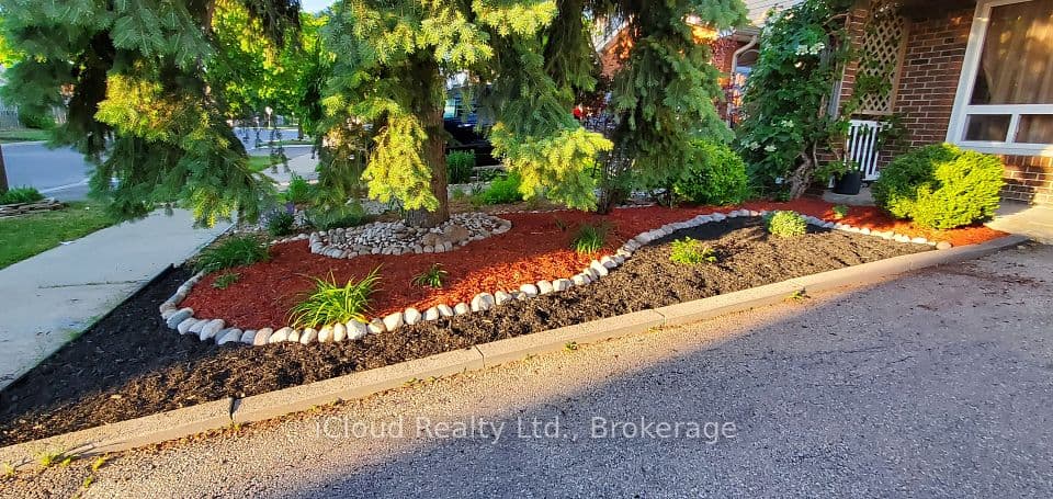 12 Simmons Boulevard, Brampton, ON L6V 3V5 – photo 3