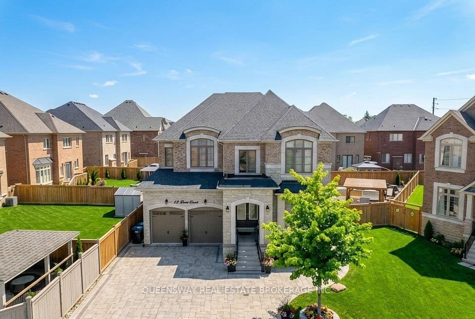 12 Love Court, Brampton, ON L6P 4H6 – main photo
