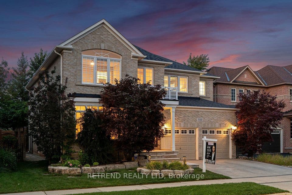 2223 Wuthering Heights Way, Oakville, ON L6M 0A3 – photo 2