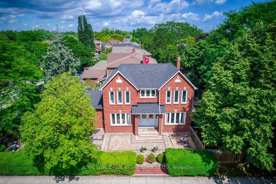 2101 Galena Crescent, Oakville, ON L6H 4A2 – main photo