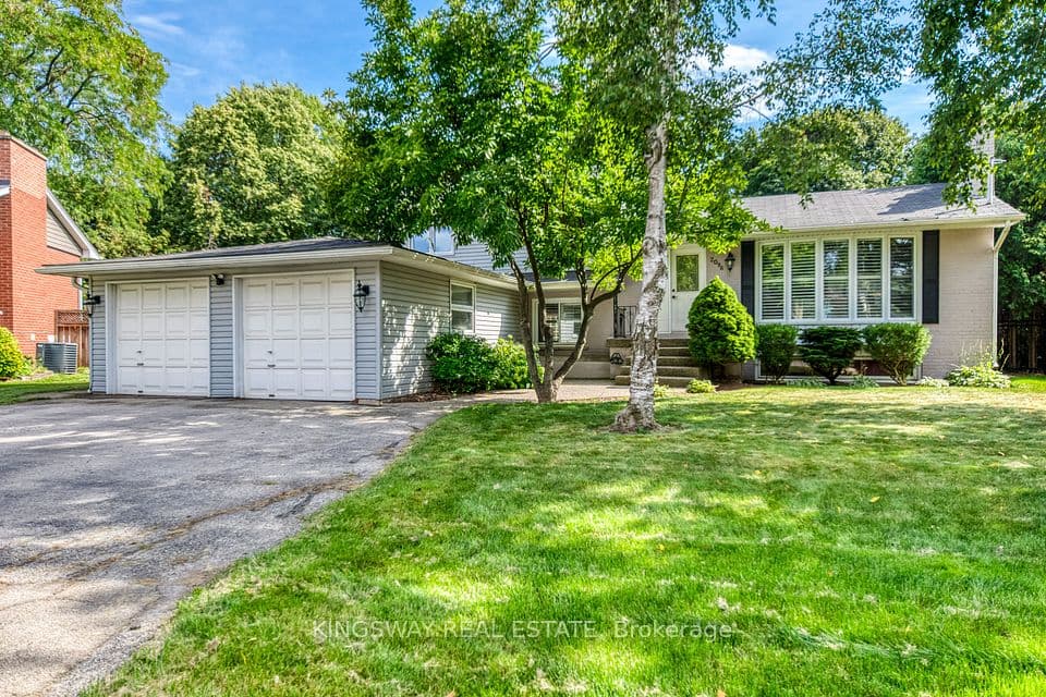 2096 Salvator Boulevard, Oakville, ON L6L 1N1 – photo 2