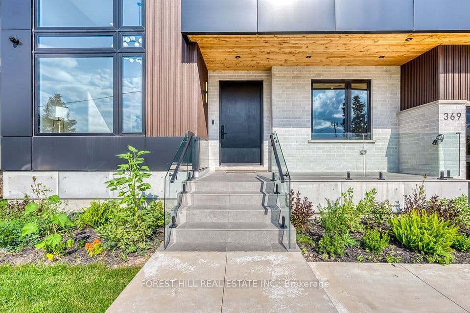 369 Wade Street, Oakville, ON L6K 2A4 – photo 2