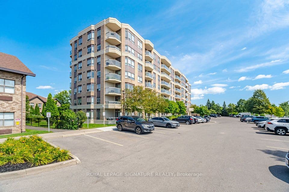 300 Ray Lawson Boulevard 313, Brampton, ON L6Y 5H5 – main photo