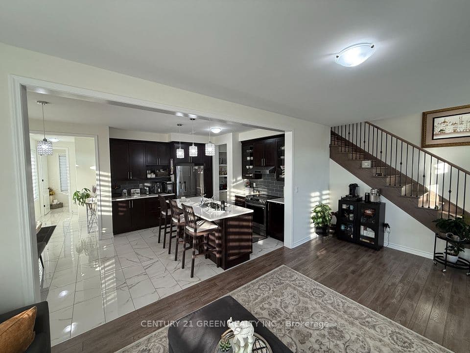 415 Remembrance Road, Brampton, ON L7A 5G2 – photo 3