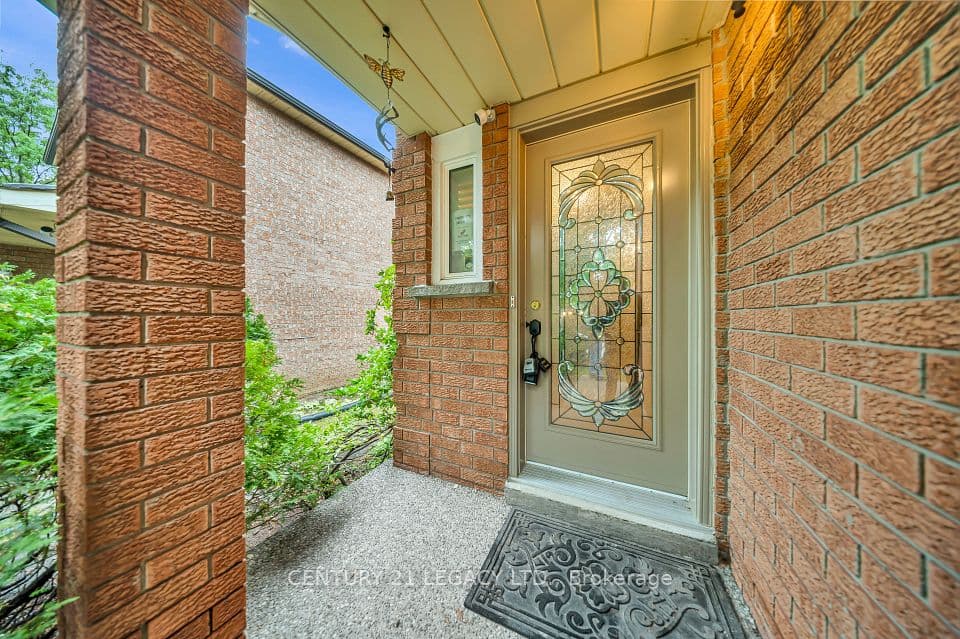6772 Dolmage Court, Mississauga, ON L5N 4V9 – photo 3