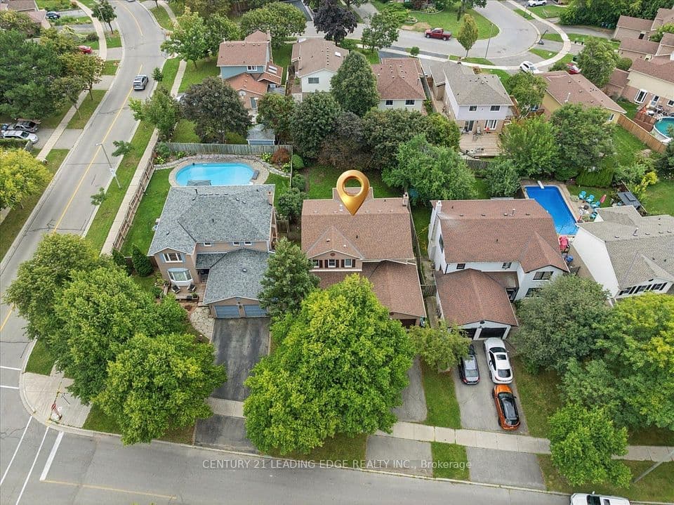 3074 Tours Road, Mississauga, ON L5N 3J2 – photo 3