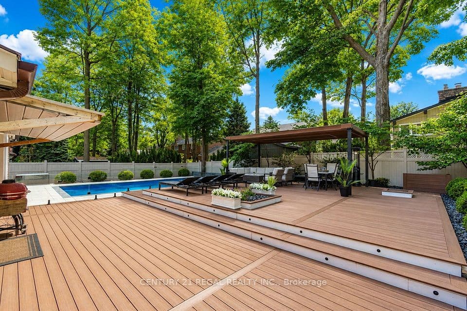 3308 Grassfire Crescent, Mississauga, ON L4Y 3K1 – main photo