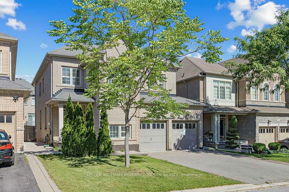 30 Deseronto Street, Brampton, ON L6X 2Z8 – main photo