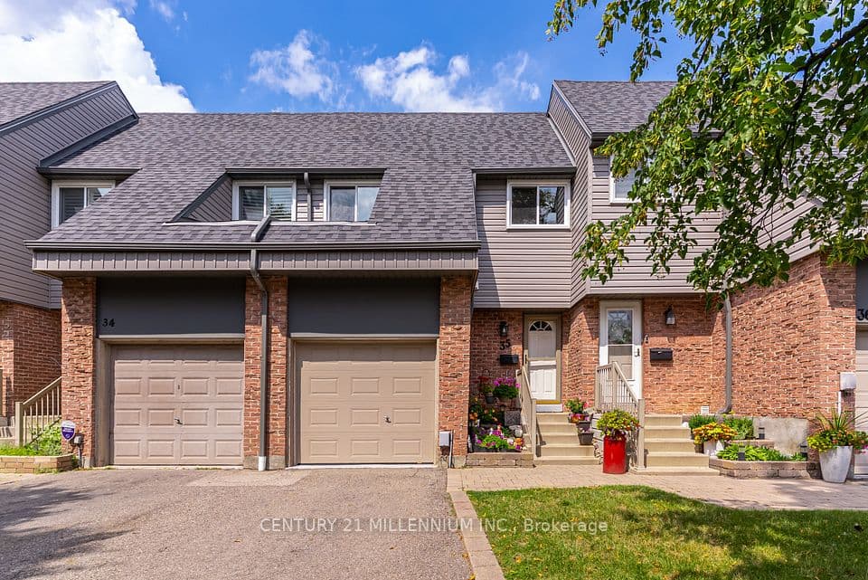 35 Tara Park Crescent, Brampton, ON L6V 3E3 – main photo