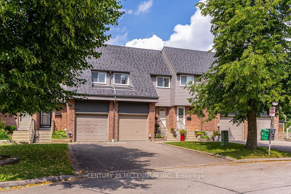 35 Tara Park Crescent, Brampton, ON L6V 3E3 – photo 2